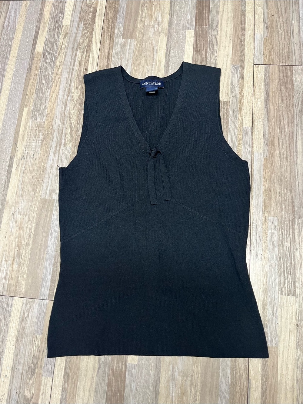 Ann Taylor Black Sleeveless V-Neck Tank with Front Tie